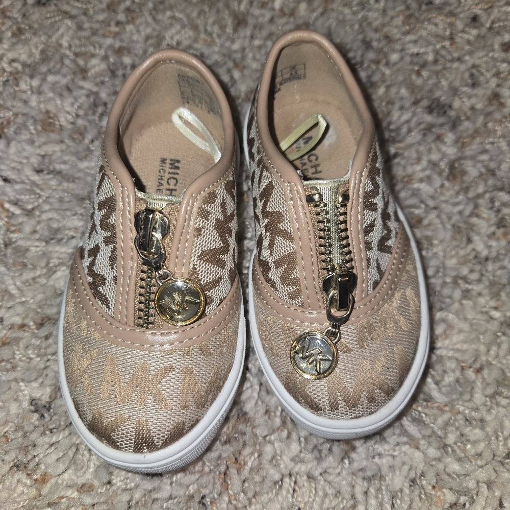 Michael kors toddler